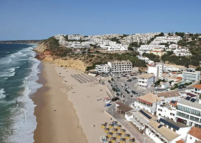 Casa Sereia * Salema